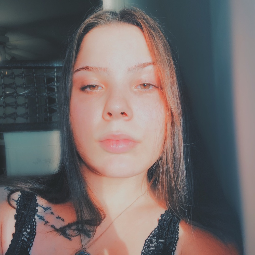 Meet your Posher, Megan